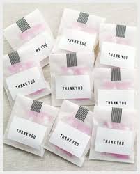 100均 だってこんなにステキ 100均アイテムで作れるおしゃれなラッピングアイデア naver まとめ pretty packaging soap packaging cookie packaging