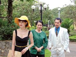 Nhưng với tư duy của một nhà kinh tế, khi đang thành công với những vai diễn, lê cung bắc lại chuyển qua. NsÆ°t Ä'áº¡o Diá»…n Le Cung Báº¯c Niá»m Ä'am Me Khong Co Tuá»•i Bao Phá»¥ Ná»¯