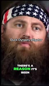 Si Robertson Snake Scene at Night