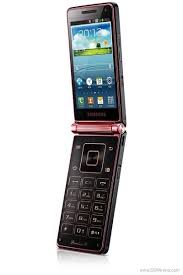 Samsung Is Trying Everything Else Why Not A Flip Phone Http Tech Artpimp Biz Android Samsung Is Trying Everyt Flip Phones Android Flip Phone Phone Design