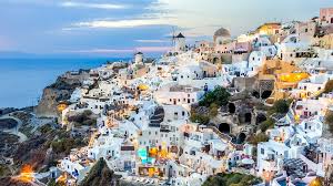 Secondo alcuni il nome ellas deriverebbe da σέλας (selas). Grecia