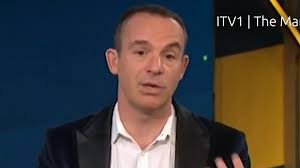 Martin Lewis reveals 'banking bribes' tip for people to claim £200 for free 