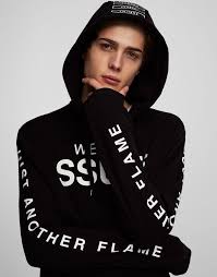 Hooded Text Print Sweatshirt Sweatshirts Clothing Man Pull Bear United Kingdom Ropa De Hombre Ropa De Caballero Ropa Gym
