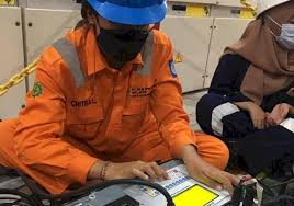 Aug 01, 2021 · dibawah ini merupakan beberapa informasi yang telah kami himpun mengenai lowongan kerja migas terbaru pada bulan agustus tahun 2021 dari sumber informasi lowongan kerja terpercaya, semoga informasi ini dapat bermanfaat bagi pembaca yang sedang mencari pekerjaan. Jaga Suplai Listrik Tak Bermasalah Upt Surabaya Lakukan Pemeliharaan Gis Harianbangsa Net