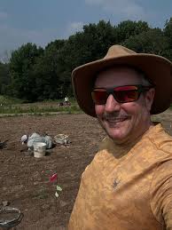 Found some and hid some the other day while walking around the park in the  rain 😍