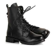 Black Ankle Boots Yuqi G I Dle K Fashion At Fashionchingu Black Ankle Boots Boots Ankle Boots