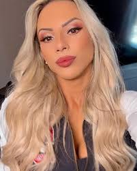 Elaine Goodlad (@elainegoodlad) • Instagram फोटोहरू र भिडियोहरू