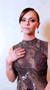 Christina Ricci Big Tits Nipples - Fappenist