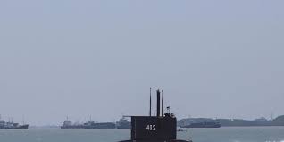 Argentina seguirá buscando el submarino desaparecido pese a descartar el rescate de los tripulantes. Tncc0lim494cdm