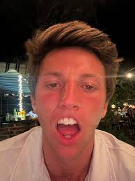 Look what we can do with our lips