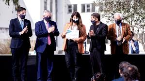 Cuáles son las carreras para poder acceder a la ayuda de 20 mil pesos. Y3r8mzwrerx43m