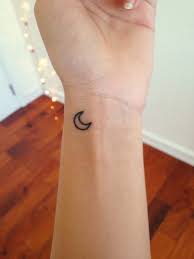 Growth a tattoo of a waxing crescent can symbolize growth. 60 Simple Moon Tattoos Ideas With Meanings