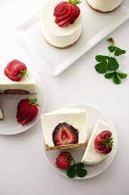 No Bake Cheesecake With A Surprise Inside Recipe Chocolate Covered Strawberries Individual Cheesecakes Cheesecake