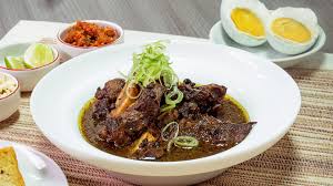 Rawon merupakan makanan tradisional indonesia terutamanya masyarakat jawa timur. Gambar Rawon Gambar Makanan
