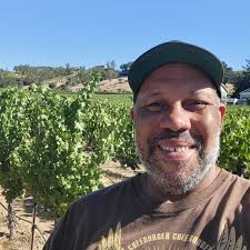 Dan Glover (@lobjetwines) • Instagram photos and videos