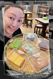 郭燕燕- 早安，来，喜欢哪一款，自己拿🤭🥰😘