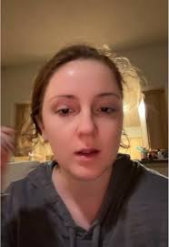 it actually hurts but IM STICKING WITH IT #booktok #bookishthoughts  #booktokgirlies #booktoker #bookish #booktokrecs #bookclub #booktokfyp  #bookrecommendations #bookrecs