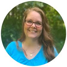 What are some good homeschooling resources and curriculum recommendations?