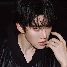 MIKE ANGELO （吴翊歌） (@m1keangelo) • Instagram photos and videos