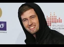 The legendary Alan walker face uncovered