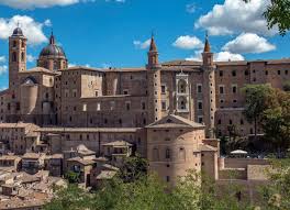 Dentro Il Rinascimento Week End Fra Pesaro Urbino E Fano Viaggi Vacanze In Italia Luoghi
