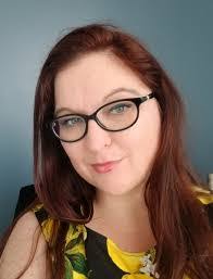 Nicole Schuck's Instagram, Twitter & Facebook