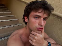 Liam Owen Reardon (@liamowenreardon) • Instagram photos and videos