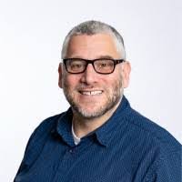 Akiva Kirschner's Instagram, Twitter & Facebook