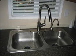 Speed up meal preparation and boil pasta or blanche vegetables at the flick of a lever. Insinkerator F Gn1100c Chrome Indulge Contemporary Hot Water Dispenser Walmart Com Walmart Com