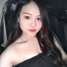 想问下有哪位在iium生孩子呢？想问下服务和价钱如何呢？