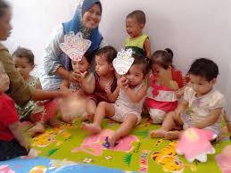 Anisah nadzari 6 months ago. Rpa Bayi Aktiviti Bertema Kemerdekaan Di Peringkat Bayi Tatih Membuat Simbolik Jalur Gemilang Berbentuk Tapak Tangan Untuk Dijadikan Props Perarakan Taska Pusat Jagaan Oo La La Intan Tadika Didik Nur