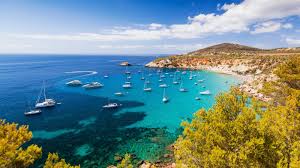 Read all of our latest articles on majorca, including guides to the main attractions, the city's best museums and galleries, lesser known bars and attractions and more. Covid 19 Ibiza Majorca And Menorca Put Back On Amber Travel List Flipboard