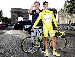 Johan bruyneel schrijft tom dumoulin op als een van de grootste favorieten voor de johan bruyneel moet 1,2 miljoen dollar betalen aan de amerikaanse overheid, zo meldt. Bruyneel Si Contador Esta Bien Sera Imbatible En El Tour Marca Com