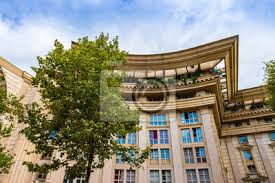 Conseiller environnement & développement durable @cciherault greenit ecoconception rse transitionenergetique labelenvol greenconcept. Antigone A Montpellier Herault En Occitanie Frankreich Wandposter Poster Wohnprojekt Montpellier Historisches Gebaude Myloview De