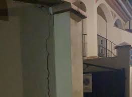 Este terremoto en granada registra el décimo seísmo que se produce en la zona desde el pasado miércoles, que han oscilado entre la magnitud 1,5 y la de 2,5, precisamente esta madrugada, pasada las 00.00 horas. La Tierra Vuelve A Temblar Con Fuerza En Granada Nuevo Terremoto Muy Superficial De Magnitud 4 3 Radio Granada Cadena Ser