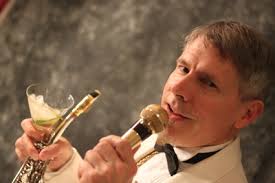 Frank Jazz: Frank Trompeter sings and plays sax