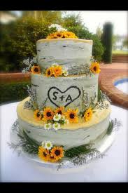 Birch Tree Wedding Cake With Sunflowers I Love The Wood Look Sunflower Wedding Cake Birch Wedding Cakes Wedding Cake Tree