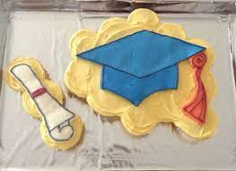 Graduation Cap Tassel Pull Apart Cupcake Cake Graduation Cupcake Cake Graduation Cupcakes Diy Graduation Cupcake Toppers
