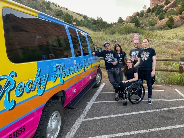 Red Rocks Shuttles - Rocky Mountain Ride