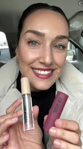 Daily lip combo — Hot Fluff in Jelly Roll + Extra Pout lip gloss 👄 Shop  now! #affordablebeauty #affordablebeautyproducts #foryoupage #fyp  #jasonwubeauty #lipcombo #wintermakeup #cleanbeauty ...