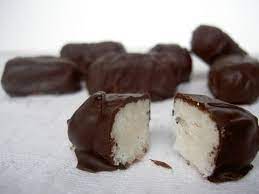 Homemade Bounty Chocolate In Malayalam Recipes In Malayalam By Mrs Malabar Youtube Recipes Bounty Chocolate Pudding Recipes