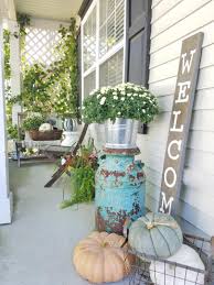 Front Porch Ideas For Fall The Honeycomb Home Fall Decorations Porch Small Porch Decorating Small Front Porches Designs