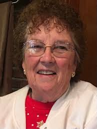 Barbara Dwinell's Instagram, Twitter & Facebook