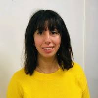 40+ ملفًا شخصيًا يحتوي على “Hakima”