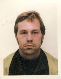 I am searching for my father Roy Paul Barron, born 27th March 1947 in  Oudtshoorn. On the end of 70ies He lived in Netherlands but he went back to  South Africa /capetown.