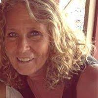 Lori Reams's Instagram, Twitter & Facebook