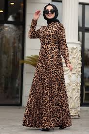 Neva Style Leopar Desenli Tesettur Elbise 1453lp Tesetturisland Com 2020 Elbise Islami Moda Moda Stilleri