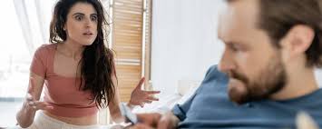 I'm 31, Make $117K and Pay All the Bills — While My Fiance Says His Money  Is for 'Fun' and Refuses to Contribute. Should I Marry Him?