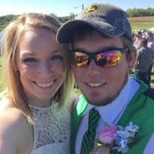 Amanda Wilhelm (@MandyMadSwag)