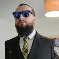 60+ "Dylan Horn" profiles